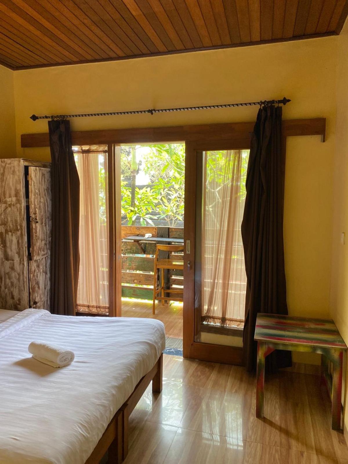 Bima Sakti Homestay Echo Beach Canggu Esterno foto