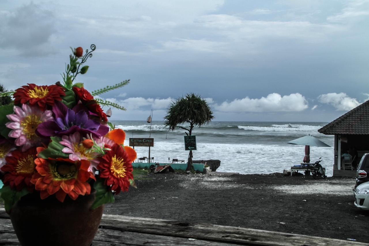 Bima Sakti Homestay Echo Beach Canggu Esterno foto
