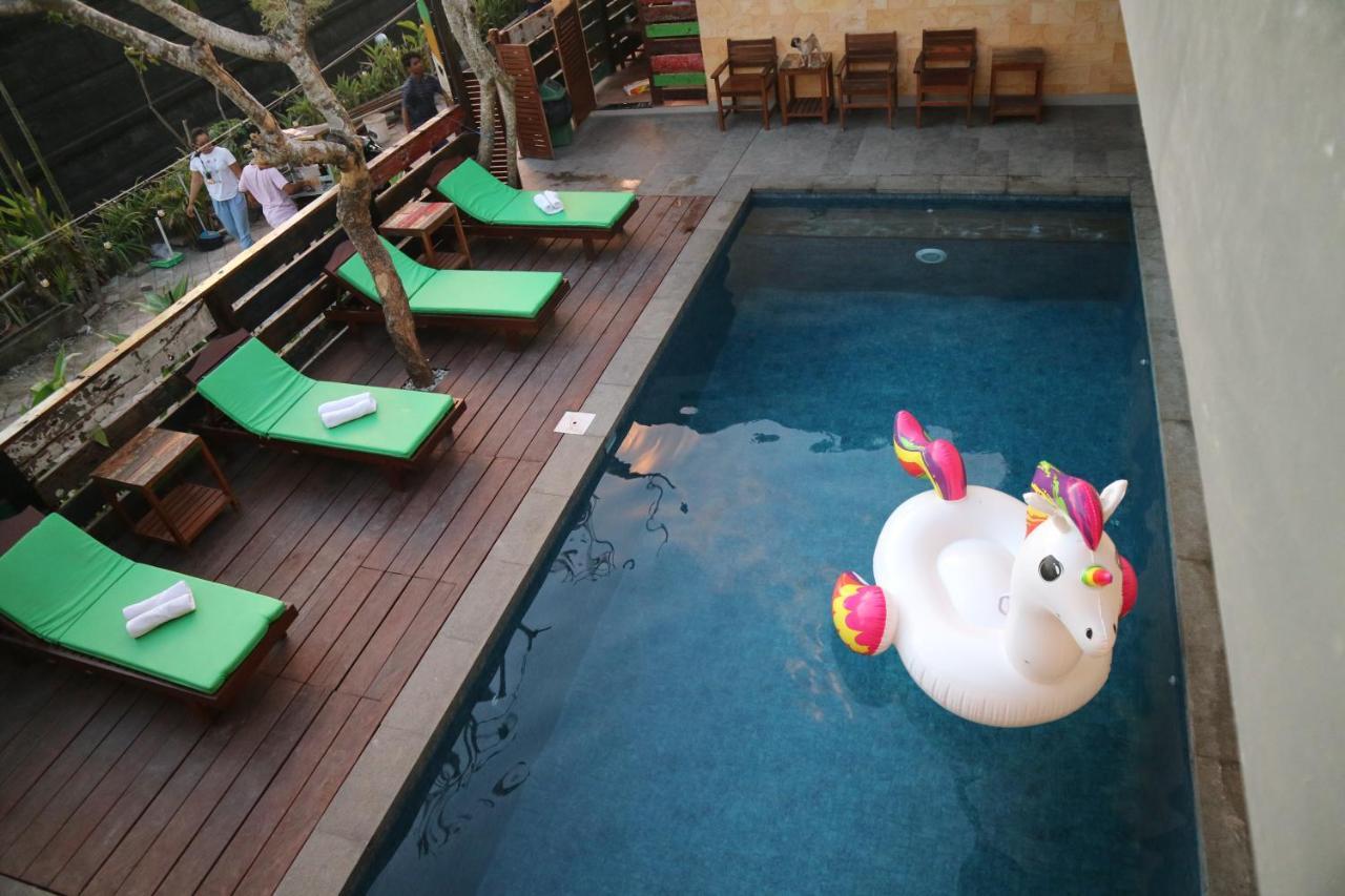 Bima Sakti Homestay Echo Beach Canggu Esterno foto